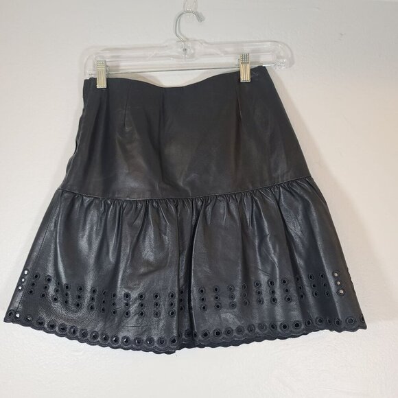 Red Valentino Lambskin Leather Black Mini Skirt Scalloped Hem‎ Eyelet Detail 38 - Picture 7 of 14